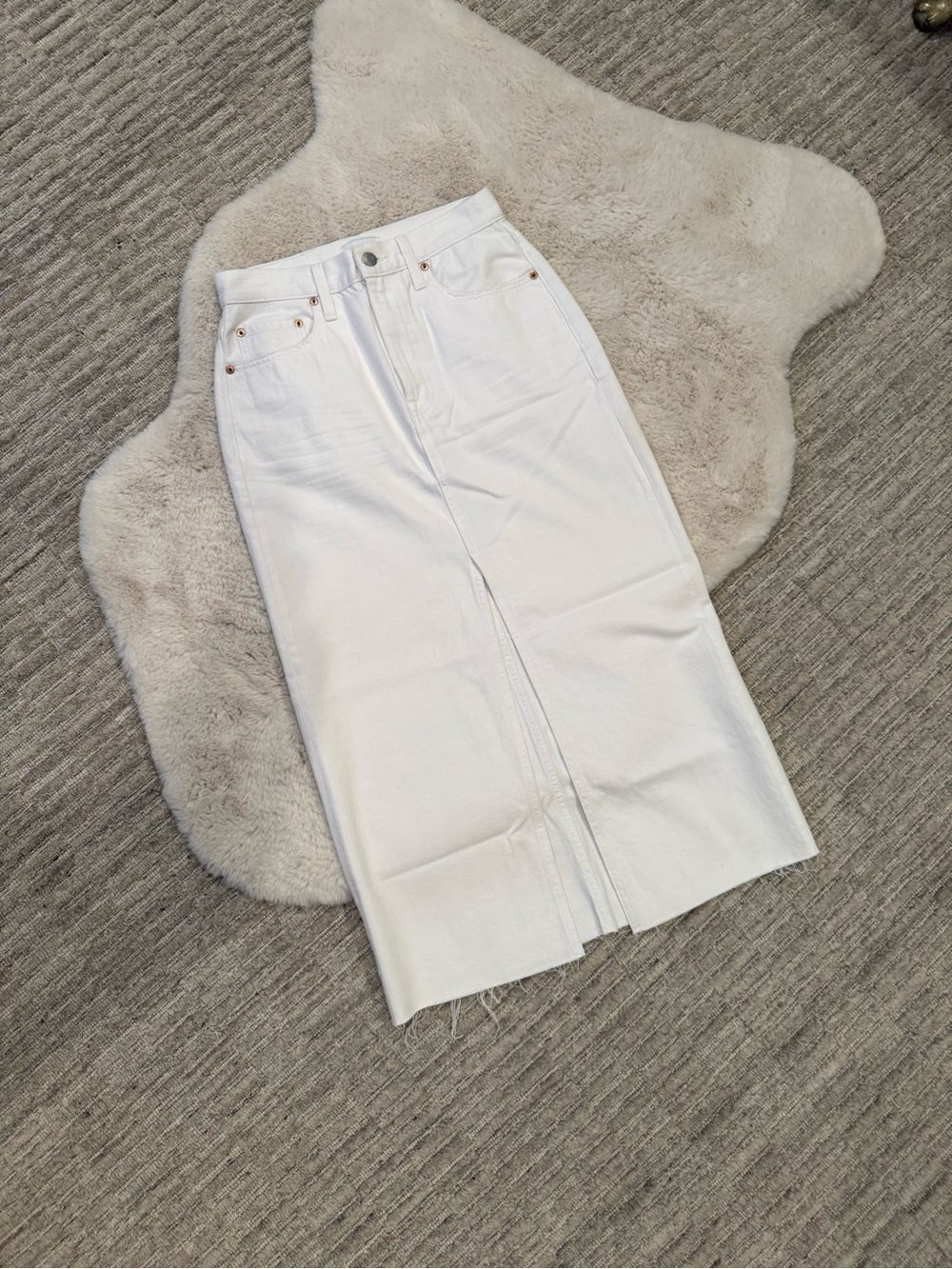 pistola White Midi Skirt with Front Slit - Picture 3 of 9